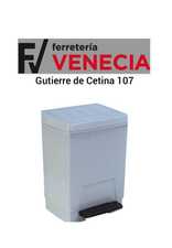 Cubo de basura con pedal,